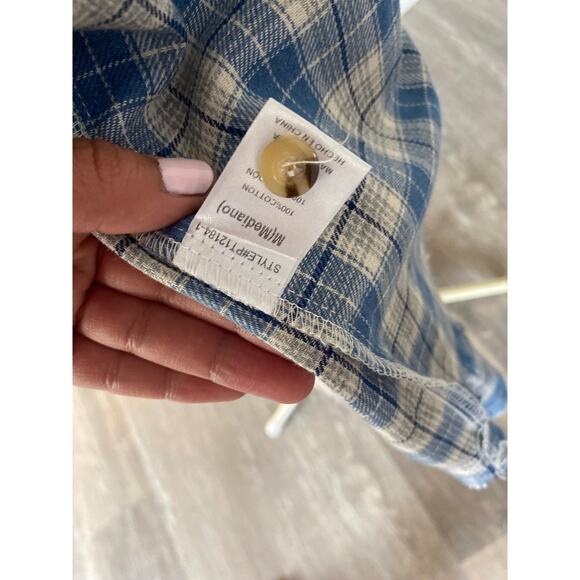 New! Papermoon Woman's Blue Plaid Flannel Button Down Long sleeve Medium - Picture 7 of 7